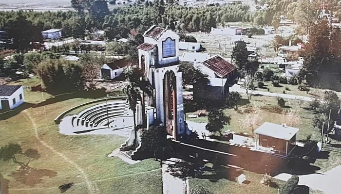 El Carrillon Zona - Alejandro Gallinal