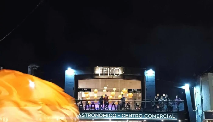 Epico Mercado Gastronomico Y Centro Comercial Promocion - Atlántida