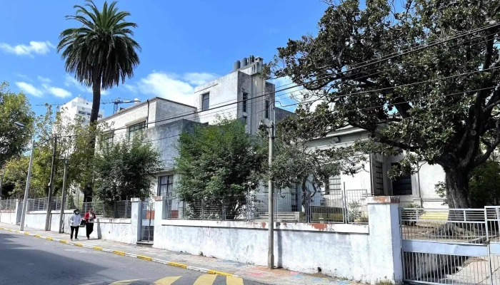 Escuela Ndeg121 Evaristo Ciganda Ubicacion - Montevideo