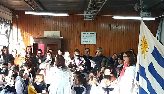 Escuela No 105 Carlos Vaz Ferreira Opiniones - Montevideo