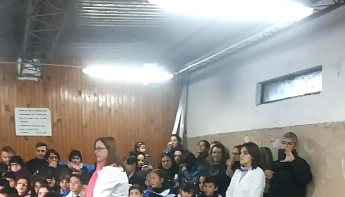 Escuela No 105 Carlos Vaz Ferreira Ubicacion - Montevideo