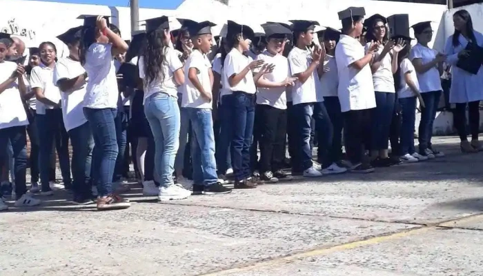 Escuela No 109   Clemente Estable Videos - Rivera