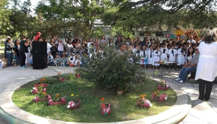 Escuela No 186 Comunidad - Parque del Plata