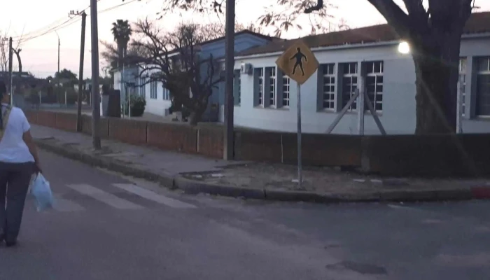 Escuela No5 Ubicacion - Guichón