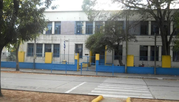Escuela Primaria Ndeg50 Jose Gervasio Artigas Edificio - San José de Mayo
