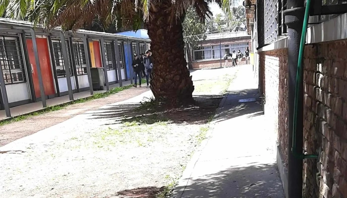 Escuela Tecnica Colon Promocion - Montevideo
