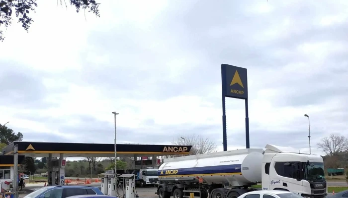 Estacion De Servicio Ancap Abierto Ahora - Paysandú