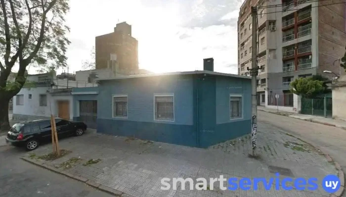 Estacionamiento 3 Cruces - Montevideo