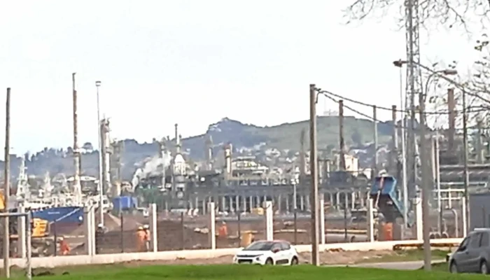 Estadio Parque Capurro -  Abierto Ahora - Montevideo