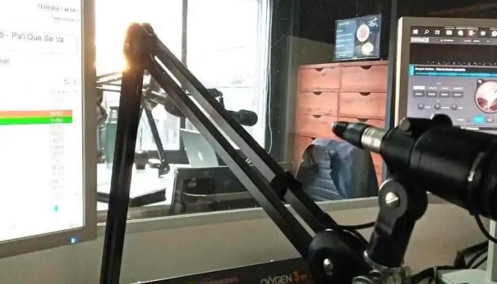 F.m Florida 89.3 - Florida