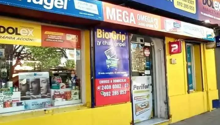 Farmacia Barcelona -  Del Propietario - Montevideo