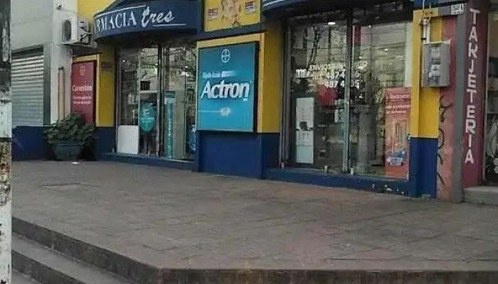 Farmacia Tres - Montevideo