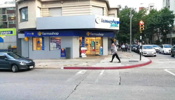 Farmashop 8 -  Farmacia - Montevideo