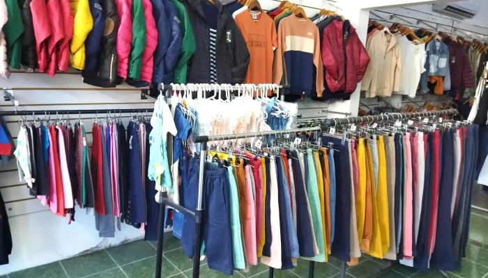Feny Jeans - 75000 Mercedes