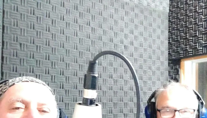 Fm 907 Radio Cxc 214 La Caverna Salinas - Salinas
