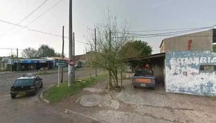 Francori Gomeria Y Neumaticos Tienda De Neumaticos - Artigas