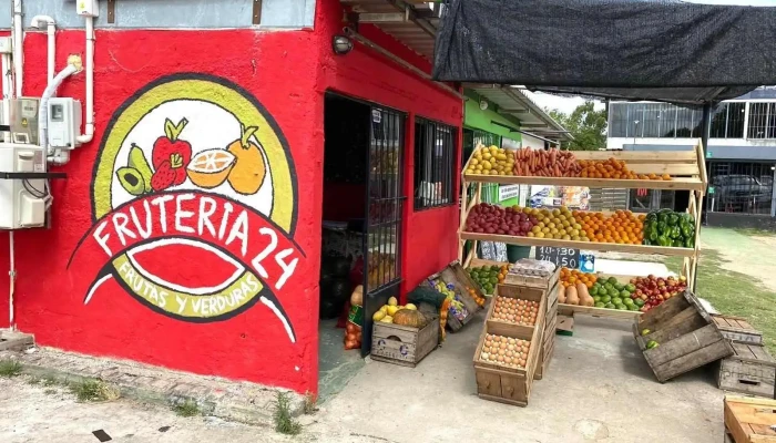 Frutería 24 - Departamento De Canelones