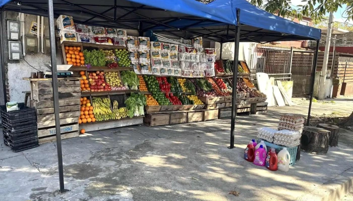Frutería y Verdulería “La Muñeca Quebrada” - 11900 Montevideo