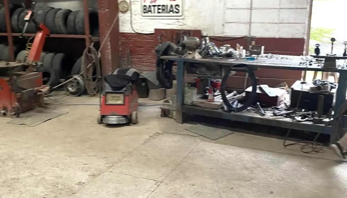Gomeria Abou Nigm -  Taller De Reparacion De Automoviles - Trinidad