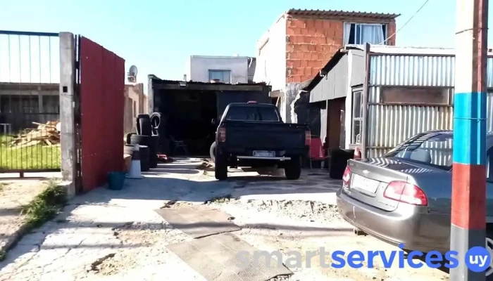 Gomeria Castro -  Taller De Reparacion De Motos - Maldonado