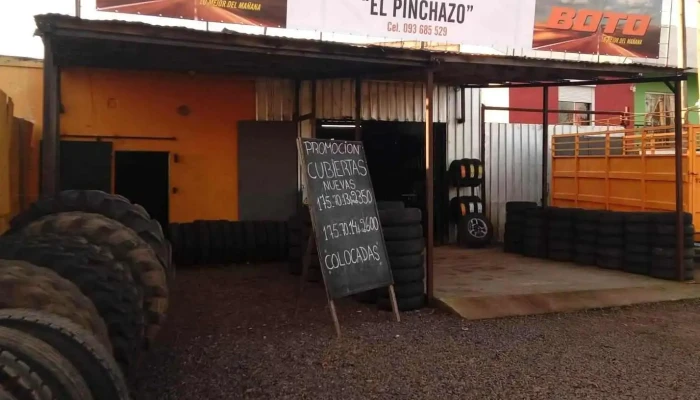 Gomeria El Pinchazo -  Exterior - Echeverry