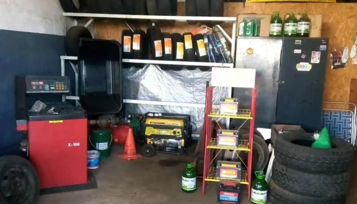 Gomeria Km290 Ruta 5 Pegado A Agencia Turismar -  Neumaticos Nuevos Y De Ocasion Baterias Alineacion Interior - Cuchilla de Peralta