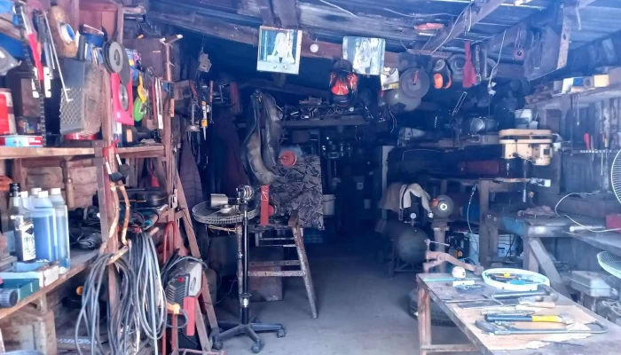 Gomeria Las Loicas -  Taller De Reparacion De Automoviles - Puntas de Valentín