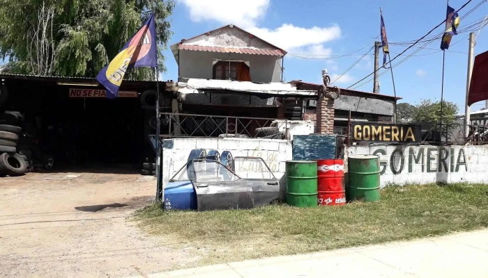 Gomeria Lo De Luisito -  Oficinas De Empresa - Barros Blancos