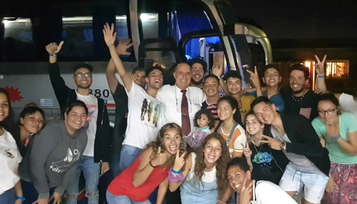 Halley Tour International -  Cerca De Mi - Tala