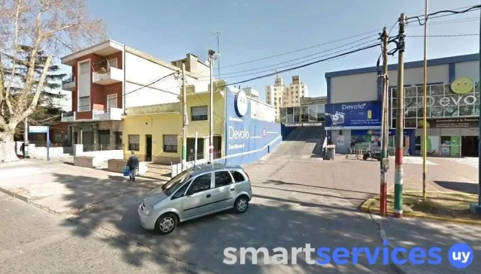 Hiperviajes Devoto San Martin Ii - Montevideo