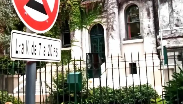 Instituto Crandon -  Videos - Montevideo