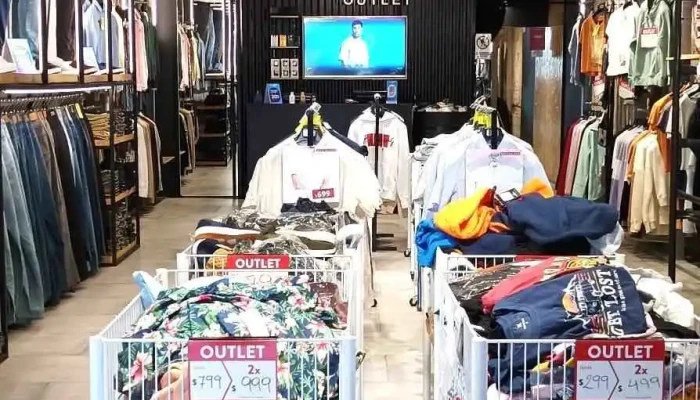Jean Vernier Outlet - 12000 Montevideo