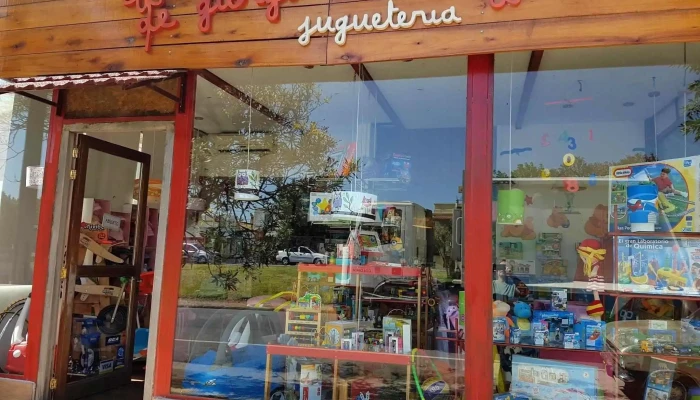 Juguetería de Giorgi - 70000 Col. Del Sacramento