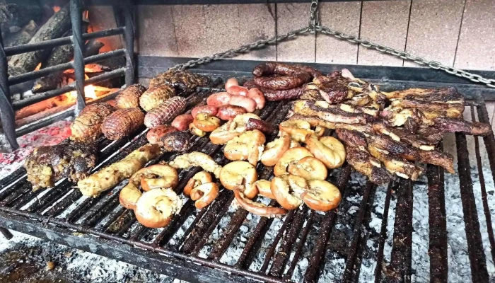 La Colonia Restaurant - 60000 Porvenir