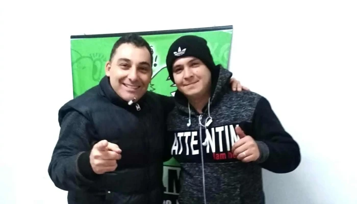 La Cotorra Fm Cerca De Mi - Montevideo