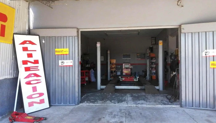 La Diagonal Carservice -  Taller Y Gomeria Exterior - Las Piedras