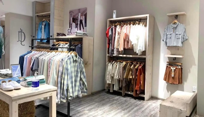 La Dolfina Uruguay - Salto Shopping - 50000 Salto