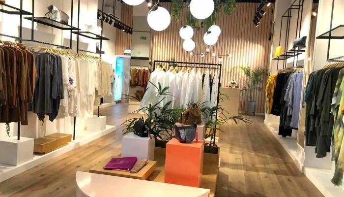 Lalisa - 11100 Montevideo