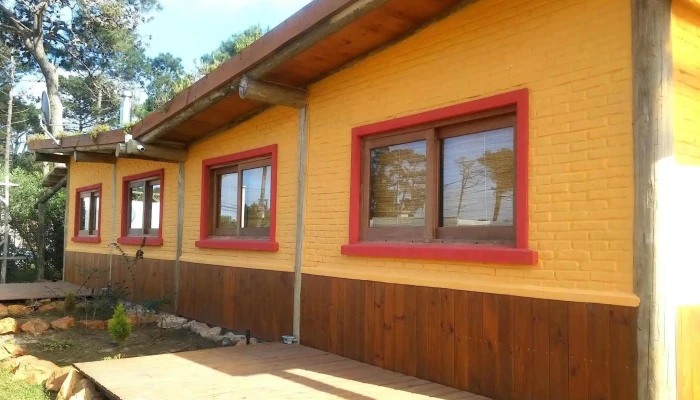 Las Pitucas. Casas Bioconstruidas - 27001 La Paloma