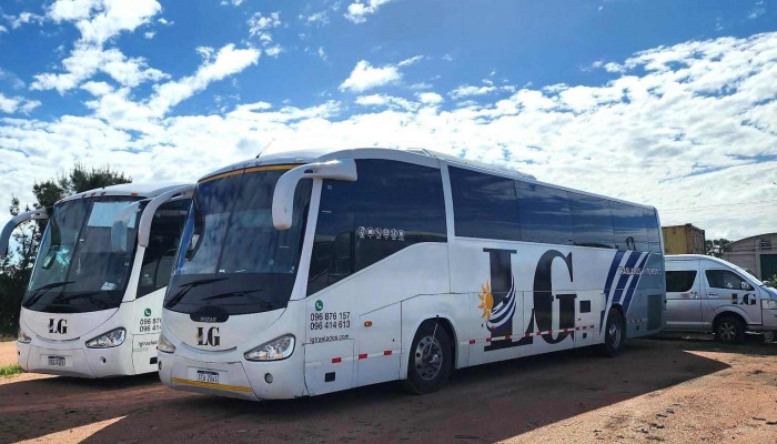 Lg Traslados Y Turismo - Montevideo