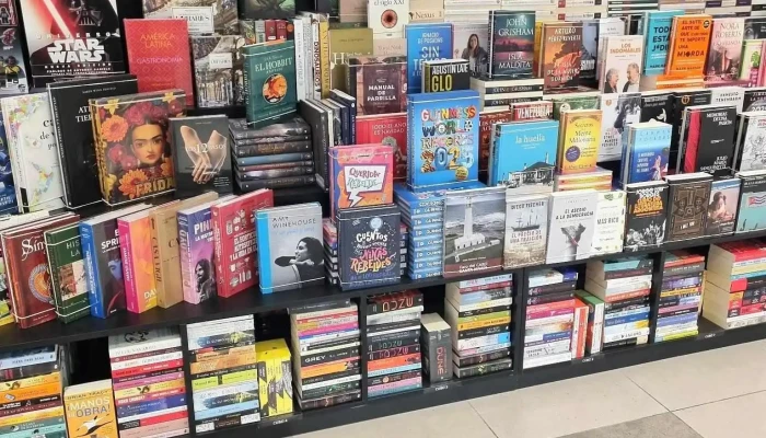 Libros Libros Press - Punta Del Este