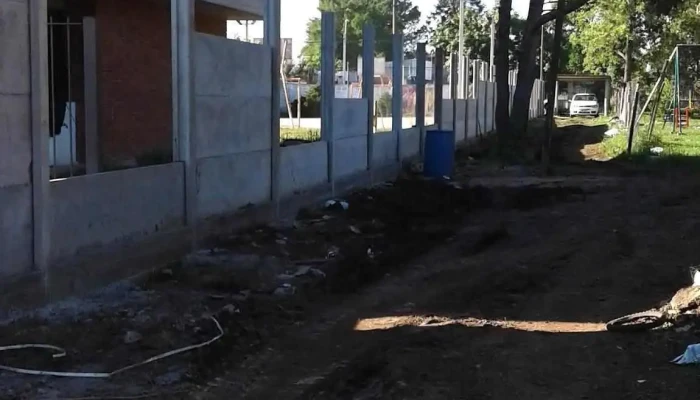 Liceo 2 De Canelones -  Fotos - Canelones