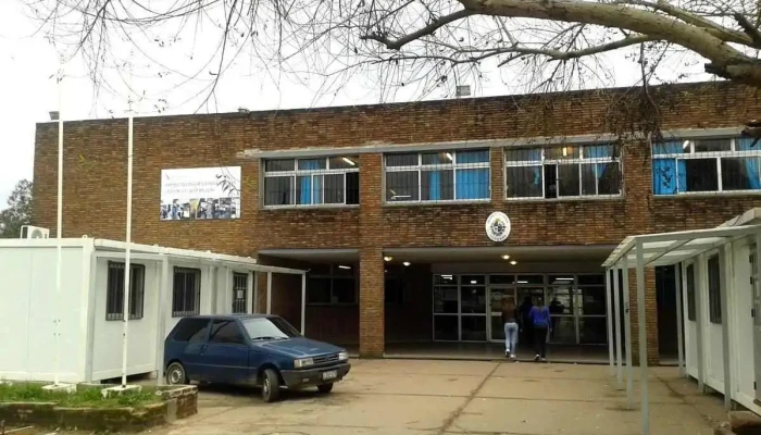 Liceo No 25 Jose Belloni Direccion - Montevideo