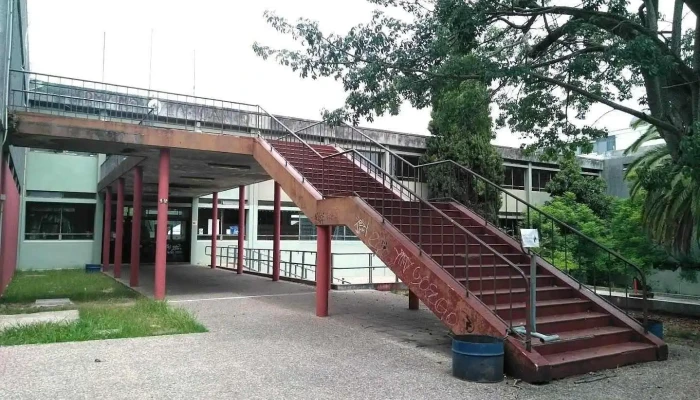 Liceo Nº 6 Francisco Bauzá - Montevideo