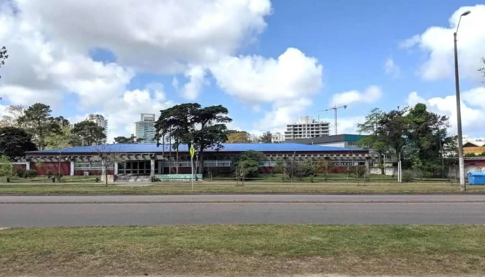 Liceo Punta Del Este - Punta Del Este