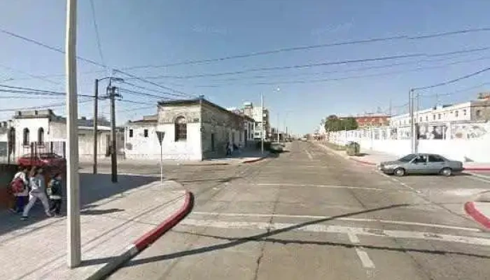 Maternal San Francisco De Asis -  Cerca De Mi - Montevideo