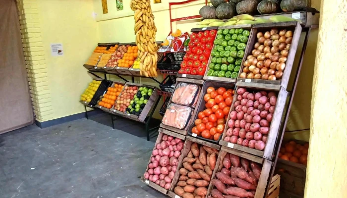 Mercadito Avenida - Av. Gral. Flores