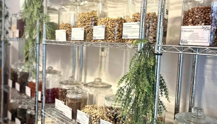 Mercado Natural - Acuña De Figueroa Y
