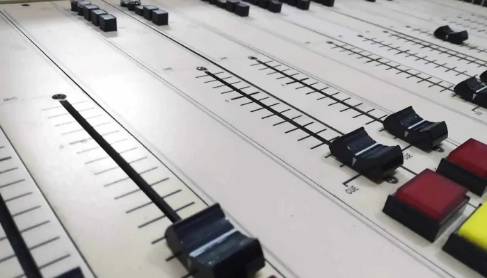 Metrópolis Fm - Montevideo