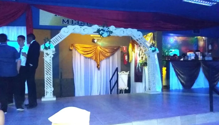 Millenium Mega Eventos - 37000 Melo